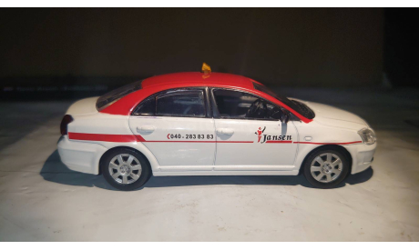 Toyota Avensis Second generation (T250/2003-2009) 1/43, масштабная модель, Leo Models, scale43