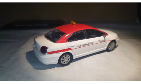 Toyota Avensis Second generation (T250/2003-2009) 1/43, масштабная модель, Leo Models, scale43