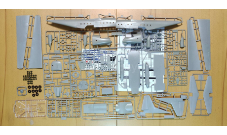 Модель самолета Ан-8, сборные модели авиации, Amodel, scale72