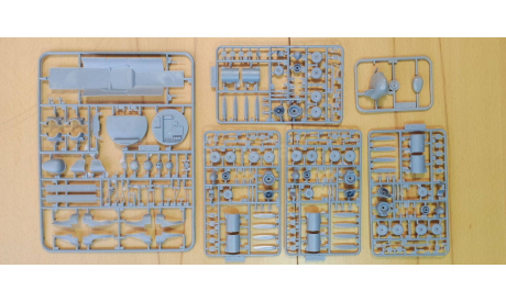 Модель самолета Ан-12, сборные модели авиации, scale72