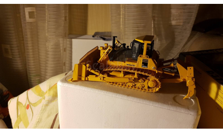 Бульдозер Komatsu D375A First Gear 1/50, масштабная модель трактора, 1:50