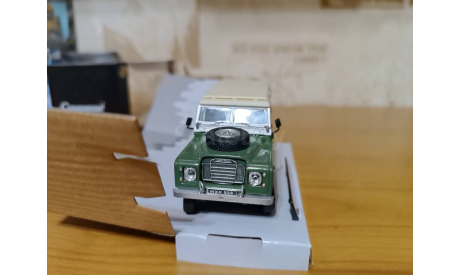 Land Rover 109 Series 3 Cararama / Hongwell, масштабная модель, Bauer/Cararama/Hongwell, scale43