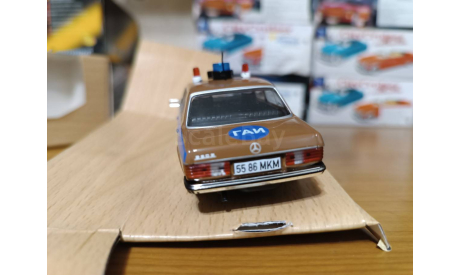 Mercedes W 123 Deagostini, масштабная модель, Mercedes-Benz, scale43