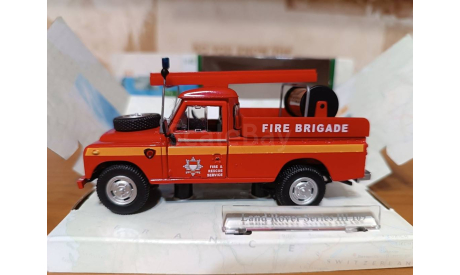 Land Rover 109 Series 3 Cararama / Hongwell, масштабная модель, Bauer/Cararama/Hongwell, scale43