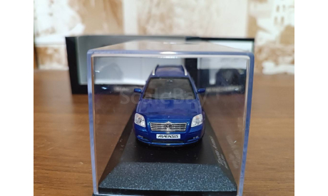 Toyota Avensis 2009 Minichamps, масштабная модель, scale43