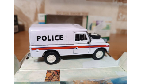 Land Rover 109 Series 3 Cararama / Hongwell, масштабная модель, Bauer/Cararama/Hongwell, scale43