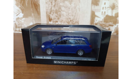 Toyota Avensis 2009 Minichamps, масштабная модель, scale43