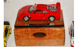 1/18 Bburago Ferrari f40 на подиуме Италия 1990-97г ПОЛНЫЙ КОМПЛЕКТ С КОРОБКОЙ