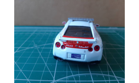 Nissan GT-R полиция деа, масштабная модель, Полицейские машины мира, Deagostini, scale43