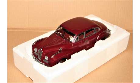 AutoArt BMW 501 6-Cylinder (4x2) 1955 velour red, Germany, масштабная модель, scale18