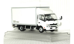 1:43 HINO Dutro Truck white