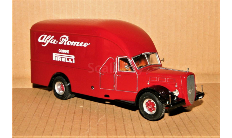 EXOTO Alfa Romeo 500 (4x2) Race Car Transporter ALFA ROMEO Gomme PIRELLI 1950, red Italia, масштабная модель, scale43