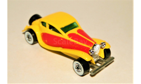 Hot Wheels 2-Doors Super Coupe yellow/red 1980, масштабная модель, Hot Wheels, made in Malaysia, scale0