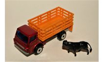 Matchbox Superfast Enimals Truck (4x2) 1976 orange metallic, с фигуркой быка - символа 2021 года!, масштабная модель, Made in England, scale0