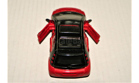 1/35 Maisto Smart Forfour 2004-2006 red/black, Germany, масштабная модель, scale35
