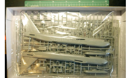 бомбардировщик B-52D Stratofortress 1:144 Academy, сборные модели авиации, Boeing, Minicraft, scale144