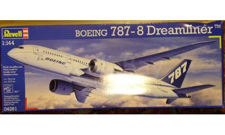 Пассажирский самолет Boeing-787 Dreamliner   1:144 Revell, сборные модели авиации, scale144