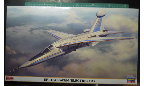 самолет РЭБ EF-111A Raven ’Electric Fox’ (F-111A) 1:72 Hasegawa, сборные модели авиации, scale72