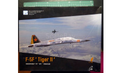 учебный истребитель F-5F Tiger II 1:72 Dream Model
