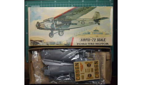 Пассажирский самолет Ford 5AT Trimotor 1:72 Airfix, сборные модели авиации, scale72