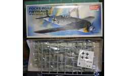 истребитель Фокке-Вульф FW 190A-6/A-8  1:72 Academy