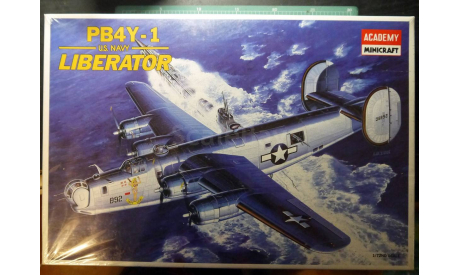 патрульный бомбардировщик PB4Y-1 Liberator  ’Lady Luck’ 1:72 Academy, сборные модели авиации, scale72