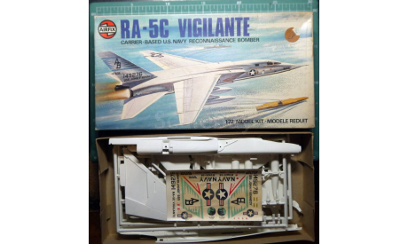 Палубный разведчик RA-5C Vigilante 1:72 Airfix, сборные модели авиации, 1/72