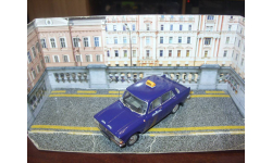 Московский-412 такси.