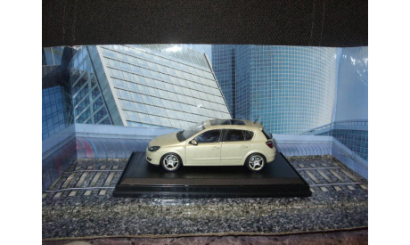 Opel Astra ., масштабная модель, Minichamps, scale43