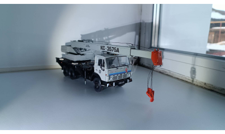 Камаз КС-3537А Автокран, масштабная модель, ПАО КАМАЗ, scale43