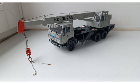 Камаз КС-3537А Автокран, масштабная модель, ПАО КАМАЗ, scale43