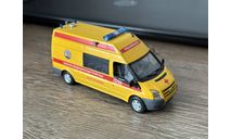 Ford transit ambulance скорая медицинская помощь, редкая масштабная модель, Minichamps, 1:43, 1/43