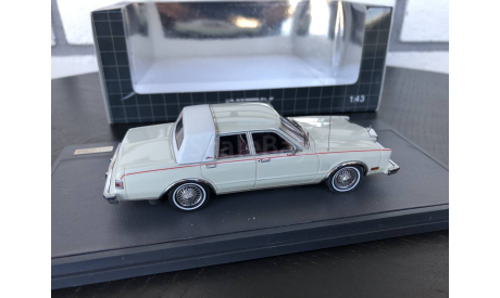 Chrysler Fifth Avenue 1984  1:43 Matrix, редкая масштабная модель, 1/43