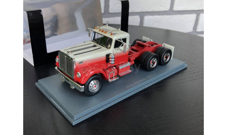 WHITE Road Boss (1977), white / red NEO45775 1/43, масштабная модель, Neo Scale Models, 1:43