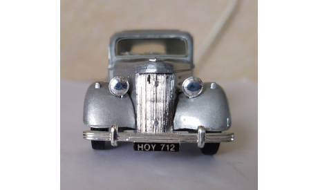 Ford V-8 Pilot 1949, масштабная модель, Matchbox, scale43