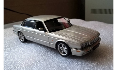 Jaguar XJR, редкая масштабная модель, AUTOart, scale43