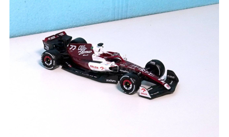 Alfa Romeo C42 #77, F1-2022 Valtteri Bottas (Formula 1), масштабная модель, BBurago, scale43