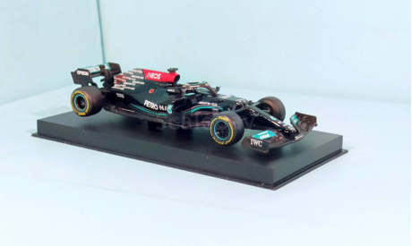Mercedes -AMG F1 W12 E Performance #77, 2021 г. Valtteri Bottas, масштабная модель, BBurago, Mercedes-Benz, scale43