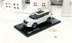 Mitsubishi Outlander - 2022