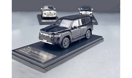 Toyota Land Cruiser 300 GR Sport (Hi-Story) black, масштабная модель, scale43