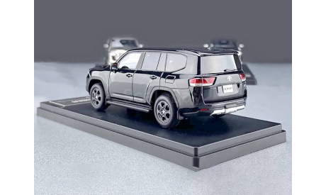 Toyota Land Cruiser 300 GR Sport (Hi-Story) black, масштабная модель, scale43