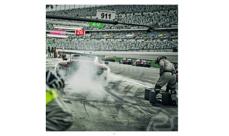 книга: Porsche Works team by Frank Kayser, литература по моделизму