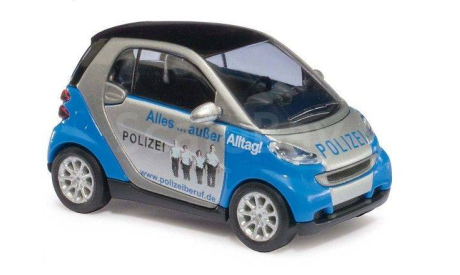 1:87 Smart Fortwo 2012 ’Fußball-Fan’, масштабная модель, Busch, scale87