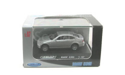 1 87 BMW 330i (silber)