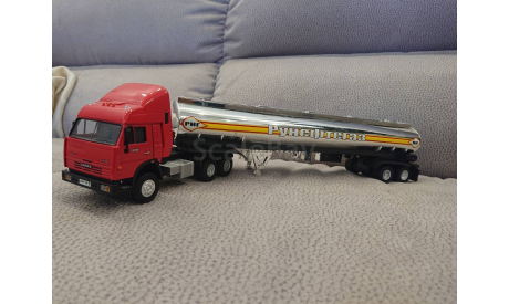 Камаз 54115 Цистерна Рунефтегаз Autobahn/Bauer 1:43, масштабная модель, Bauer/Cararama/Hongwell, scale43