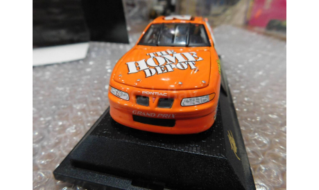 Pontiac Grand Prix , Nascar, Revell, масштабная модель, 1:43, 1/43