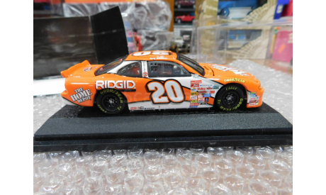 Pontiac Grand Prix , Nascar, Revell, масштабная модель, 1:43, 1/43