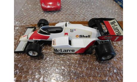 McLaren MP 4/2, Bburago 1:24, масштабная модель, scale24