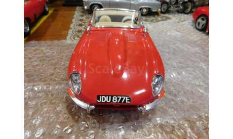 JAGUAR ’Е’ (1961) , Bburago 1:18, масштабная модель, Mercedes Benz, scale18