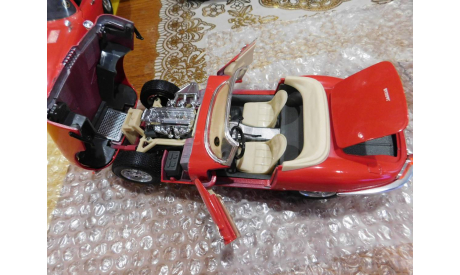 JAGUAR ’Е’ (1961) , Bburago 1:18, масштабная модель, Mercedes Benz, scale18